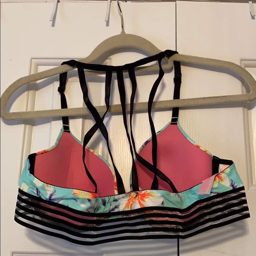 Pink Bra - Picture 2 of 2